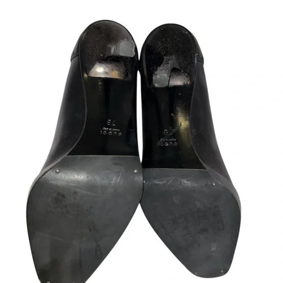 Vintage Gucci Black Leather Peep-Toe Buckle Pumps - Picture 10 of 10